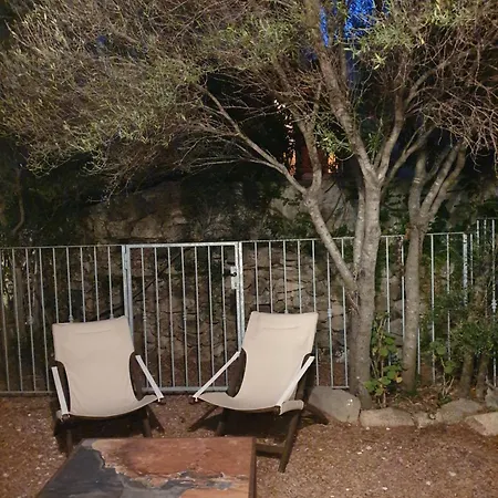 In La Bouganville *